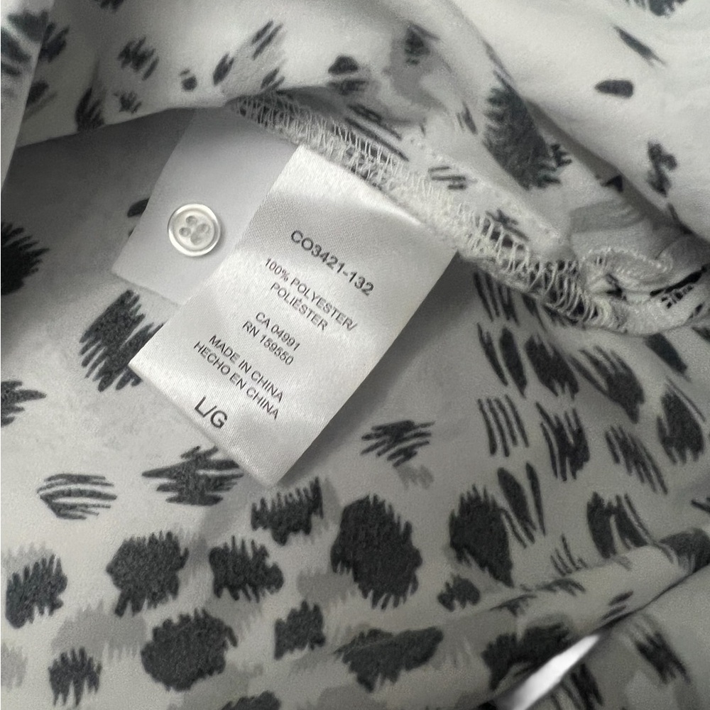 🩷 3/$20 Hilary Radley Large Women's Black and White Printed Top - Picture 6 of 9